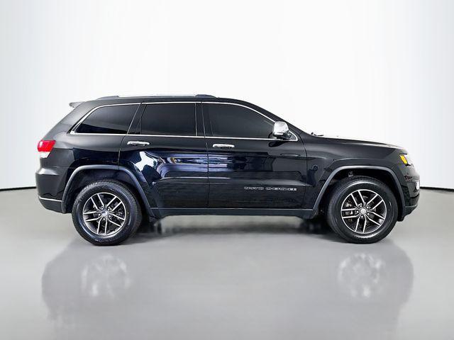 used 2017 Jeep Grand Cherokee car, priced at $14,925