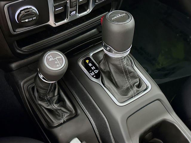 new 2025 Jeep Gladiator car, priced at $41,355