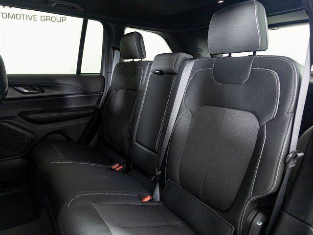 new 2025 Jeep Grand Cherokee car, priced at $36,220