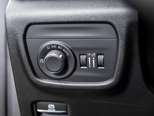 new 2025 Jeep Grand Cherokee car, priced at $36,220