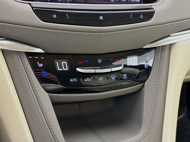 used 2021 Cadillac XT5 car, priced at $26,200