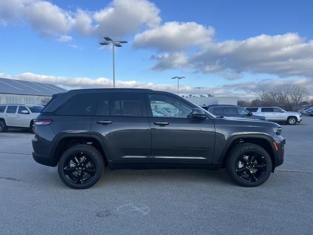 new 2025 Jeep Grand Cherokee car, priced at $50,831