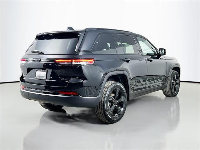 new 2025 Jeep Grand Cherokee car, priced at $47,960