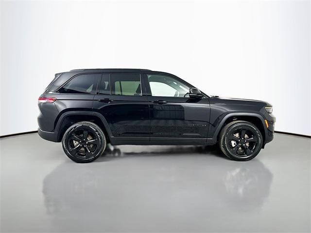 new 2025 Jeep Grand Cherokee car, priced at $47,960