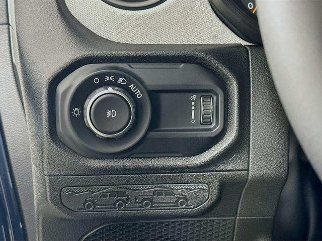 new 2025 Jeep Wrangler car, priced at $43,545