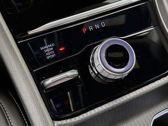 new 2025 Jeep Grand Cherokee car, priced at $43,220