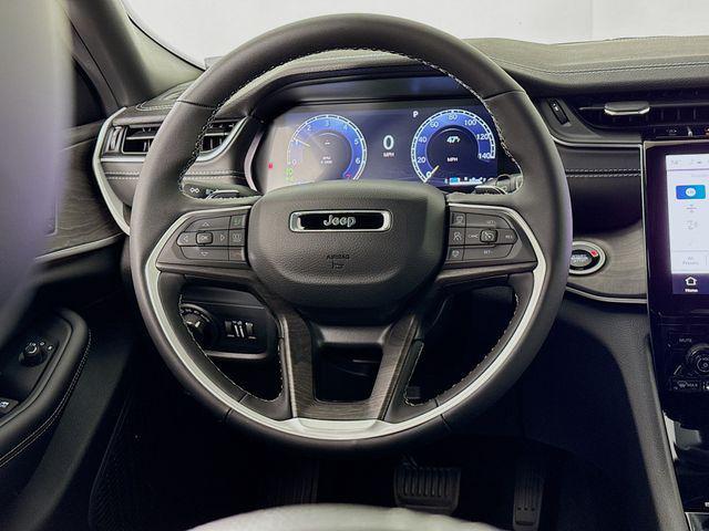 new 2025 Jeep Grand Cherokee car, priced at $43,220