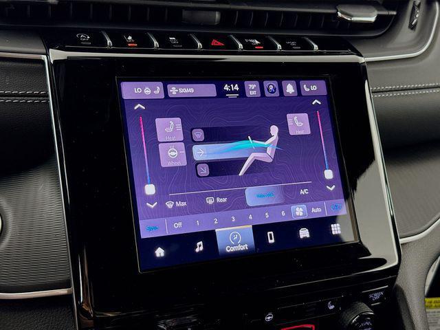 new 2025 Jeep Grand Cherokee car, priced at $38,230