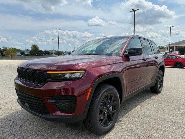 new 2025 Jeep Grand Cherokee car, priced at $39,730