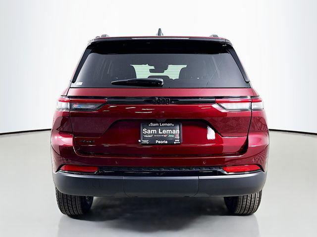 new 2025 Jeep Grand Cherokee car, priced at $38,230
