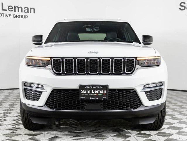 new 2025 Jeep Grand Cherokee car, priced at $40,700