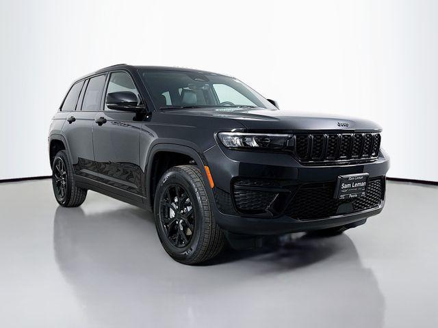 new 2025 Jeep Grand Cherokee car, priced at $39,230