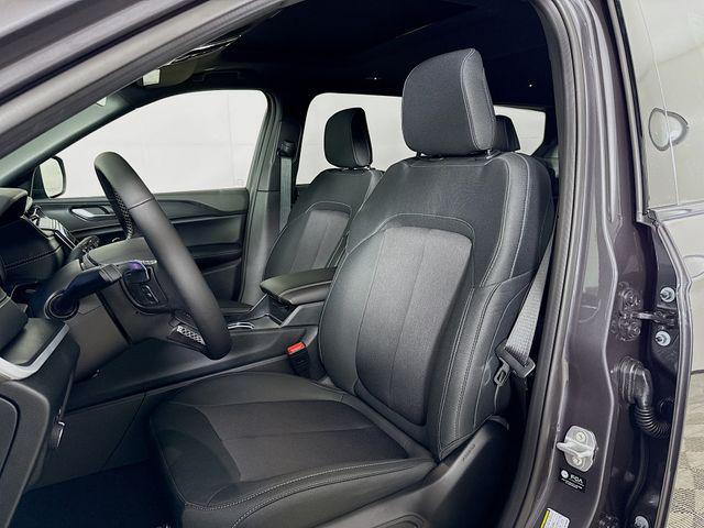 new 2025 Jeep Grand Cherokee L car, priced at $38,920