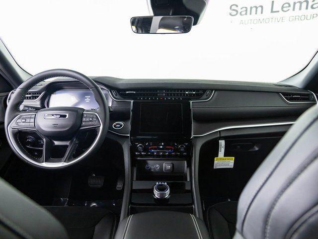 new 2025 Jeep Grand Cherokee car, priced at $38,530