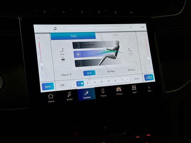new 2025 Jeep Grand Cherokee L car, priced at $43,720