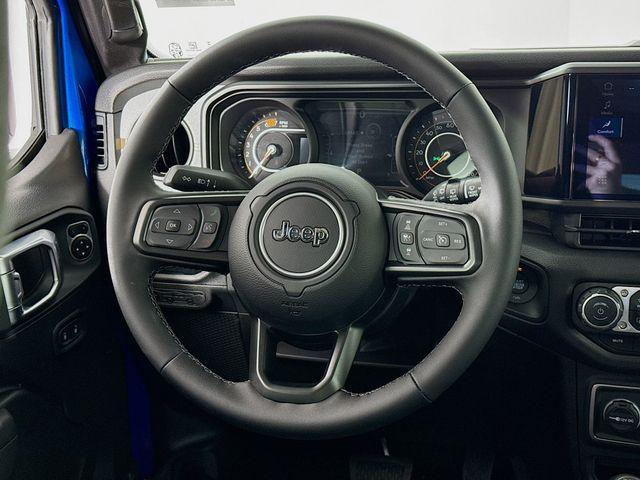 new 2025 Jeep Wrangler car, priced at $41,245