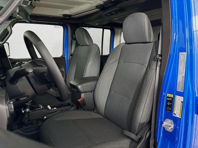 new 2025 Jeep Wrangler car, priced at $41,245