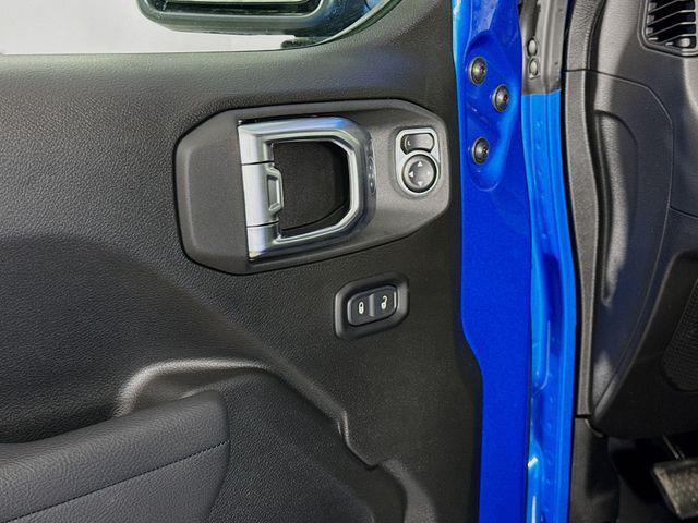 new 2025 Jeep Wrangler car, priced at $41,245