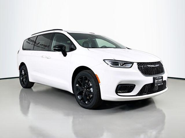 new 2026 Chrysler Pacifica car, priced at $51,655