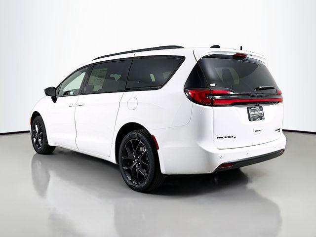 new 2026 Chrysler Pacifica car, priced at $51,655