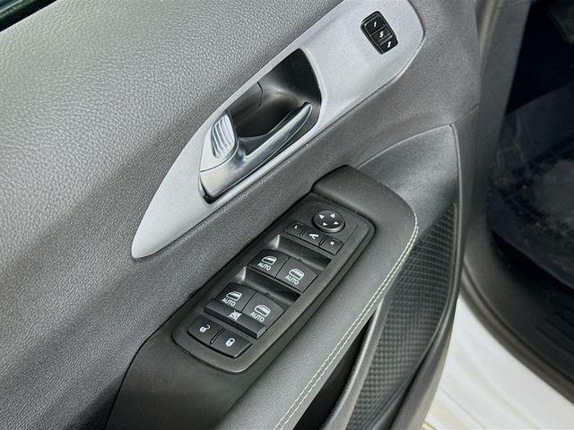 new 2026 Chrysler Pacifica car, priced at $51,655