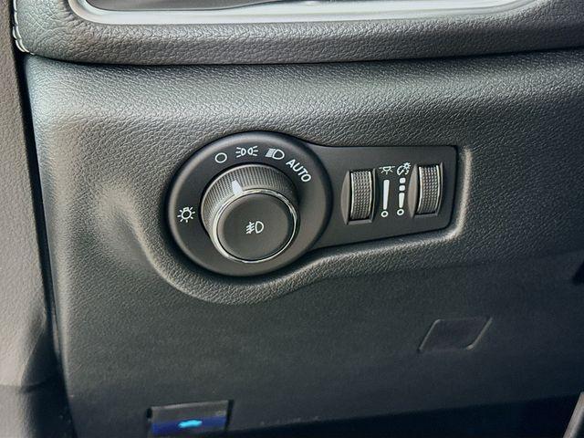 new 2026 Chrysler Pacifica car, priced at $51,655