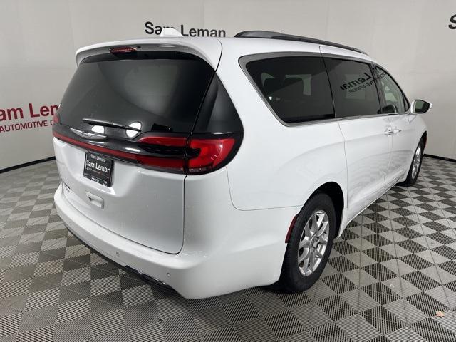 used 2021 Chrysler Pacifica car, priced at $23,295