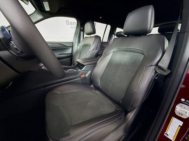 new 2025 Jeep Grand Cherokee car, priced at $39,230