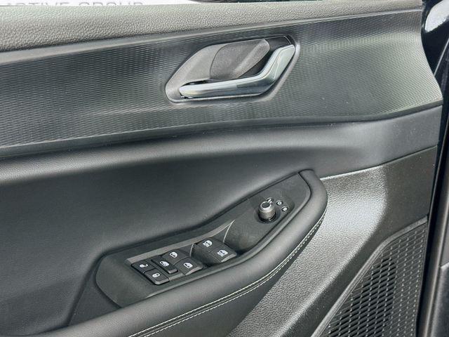 new 2025 Jeep Grand Cherokee car, priced at $39,230