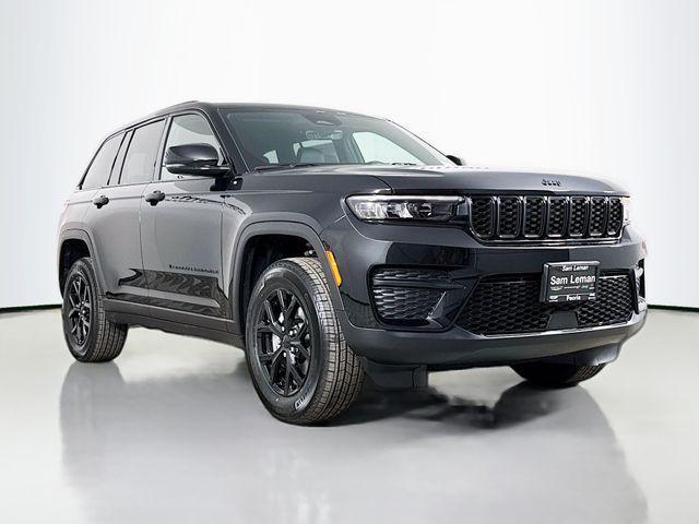 new 2025 Jeep Grand Cherokee car, priced at $39,230