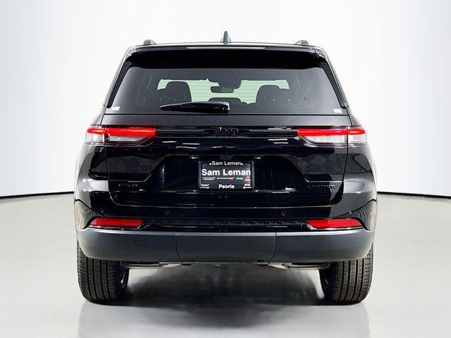 new 2025 Jeep Grand Cherokee car, priced at $41,720