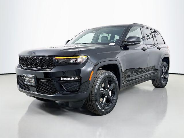 new 2025 Jeep Grand Cherokee car, priced at $41,720