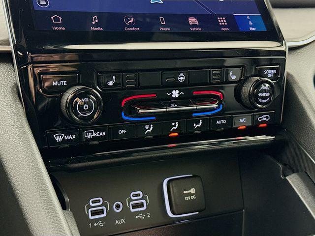 new 2025 Jeep Grand Cherokee car, priced at $41,720