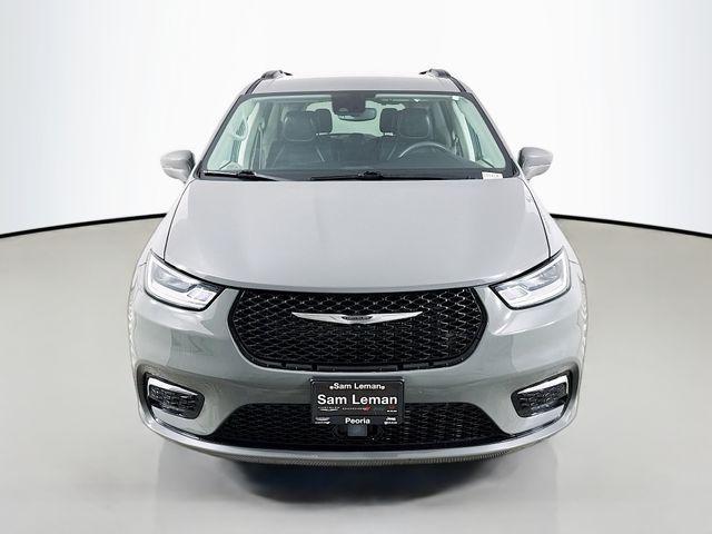 used 2022 Chrysler Pacifica car, priced at $20,995