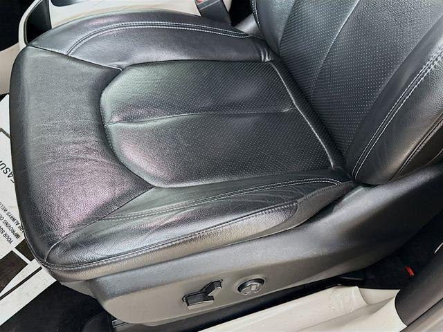 used 2022 Chrysler Pacifica car, priced at $20,995