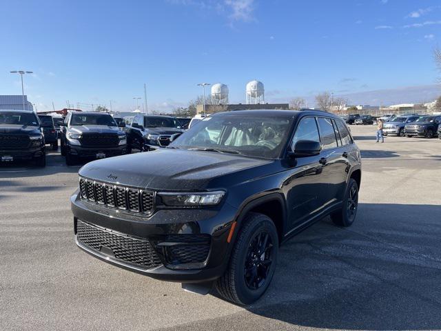 new 2025 Jeep Grand Cherokee car, priced at $39,030