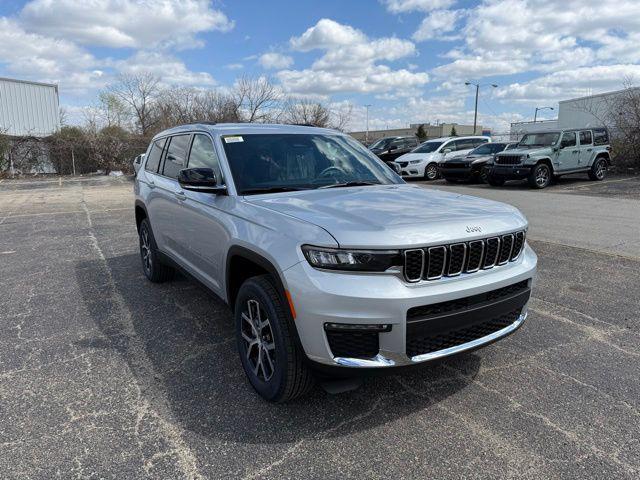 new 2025 Jeep Grand Cherokee L car, priced at $42,990