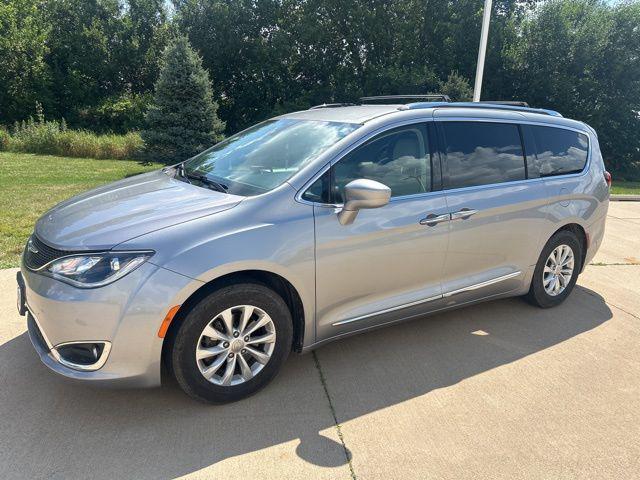 used 2018 Chrysler Pacifica car, priced at $14,440
