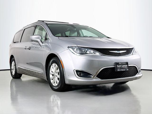 used 2018 Chrysler Pacifica car, priced at $14,200