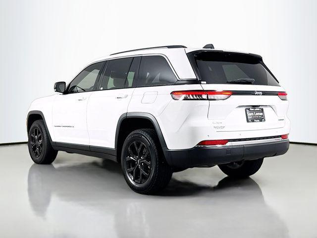 used 2023 Jeep Grand Cherokee car, priced at $35,490