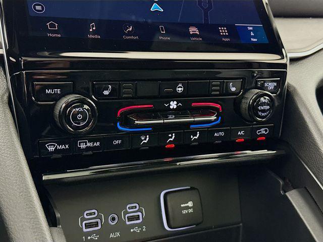 new 2025 Jeep Grand Cherokee car, priced at $46,730