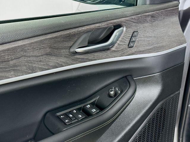 new 2025 Jeep Grand Cherokee car, priced at $46,730