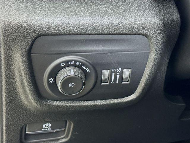 new 2025 Jeep Grand Cherokee car, priced at $46,730