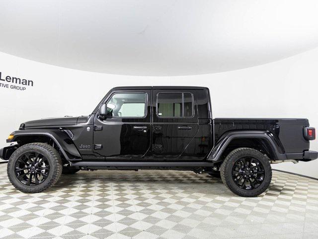 new 2025 Jeep Gladiator car, priced at $36,885