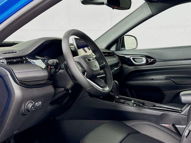 new 2025 Jeep Compass car, priced at $27,355