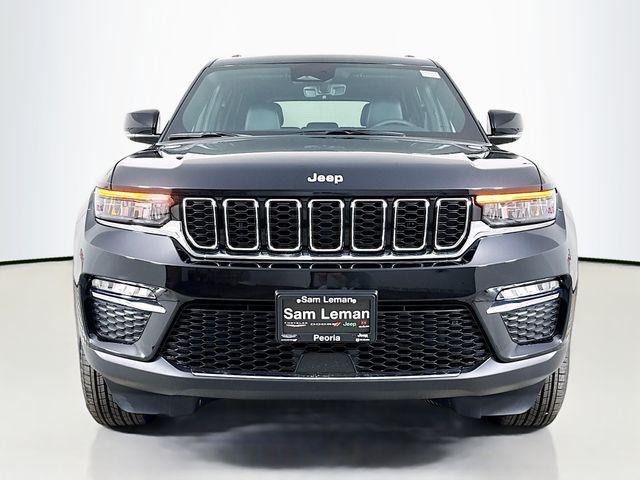 new 2025 Jeep Grand Cherokee car, priced at $43,124