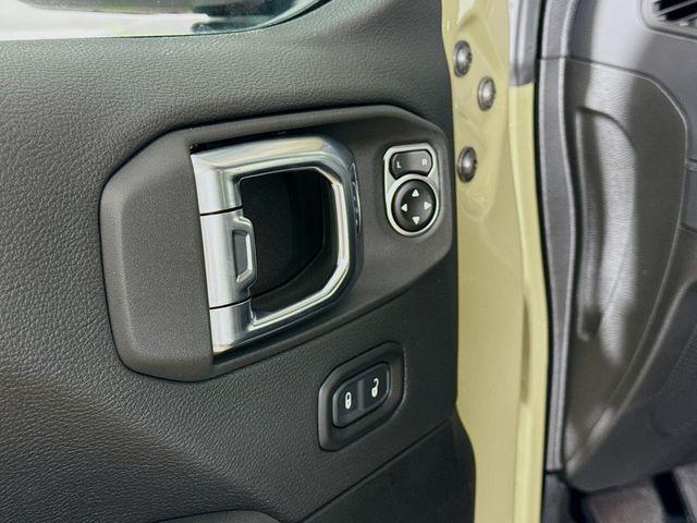 new 2025 Jeep Wrangler car, priced at $61,665
