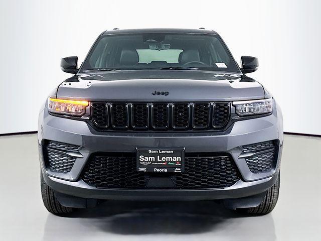 new 2025 Jeep Grand Cherokee car, priced at $40,225