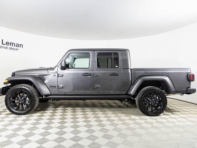 new 2025 Jeep Gladiator car, priced at $37,385