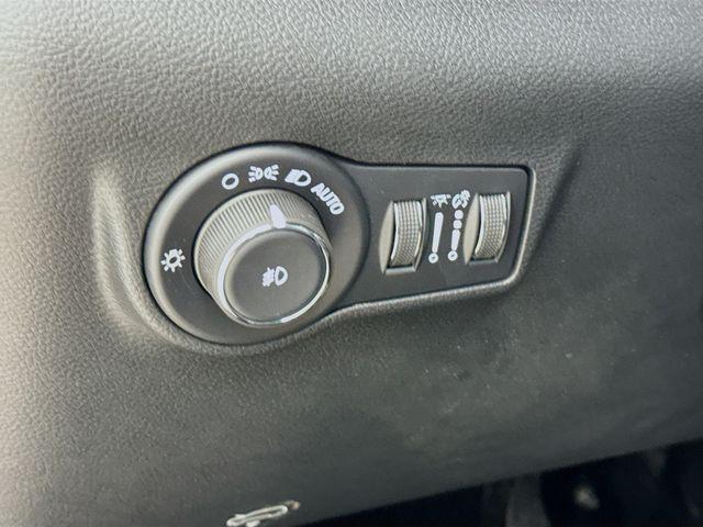 new 2025 Jeep Compass car, priced at $25,760
